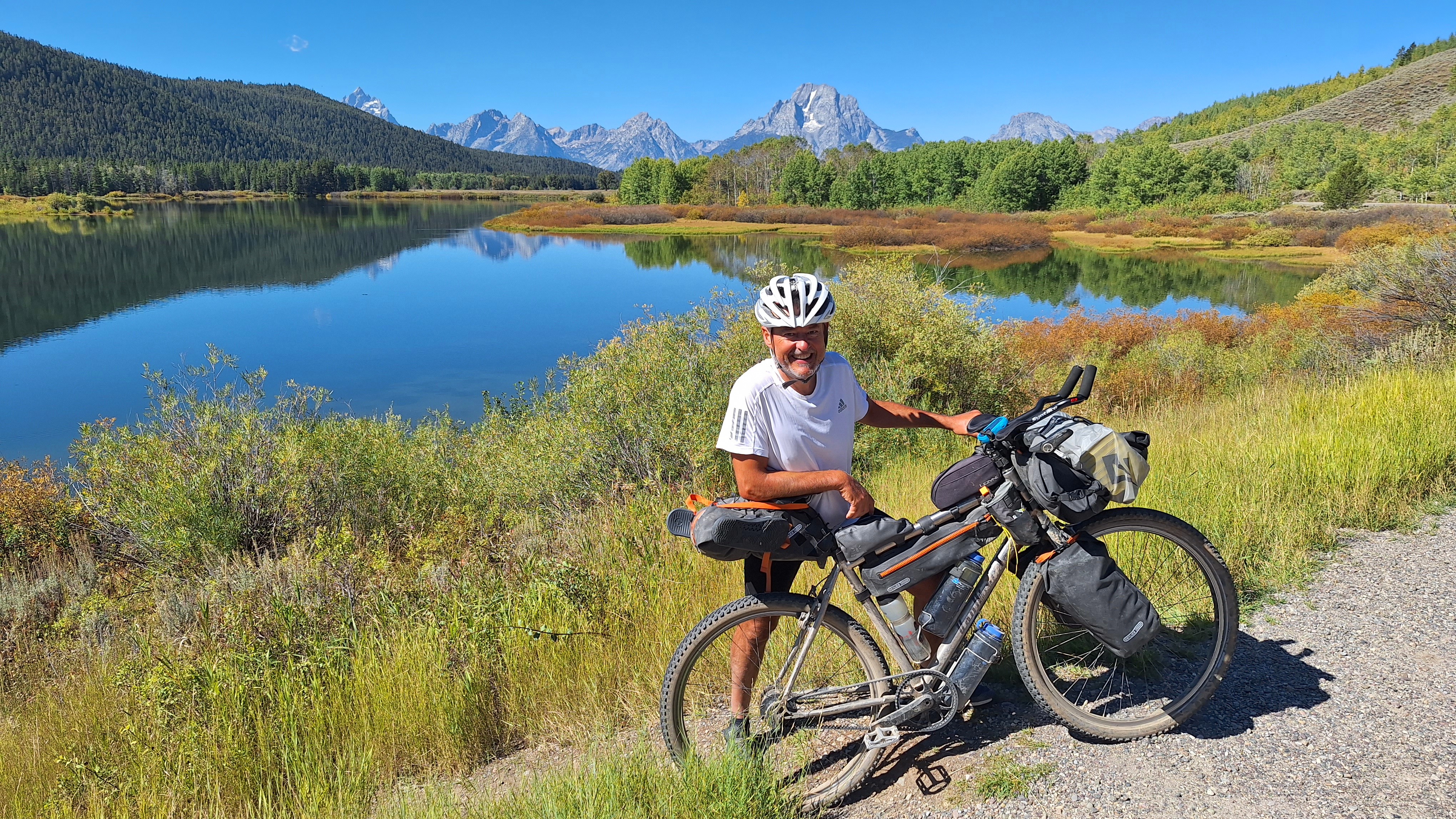Mikel Bringas, travesía de norte a sur de Estados Unidos en bicicleta de montaña.