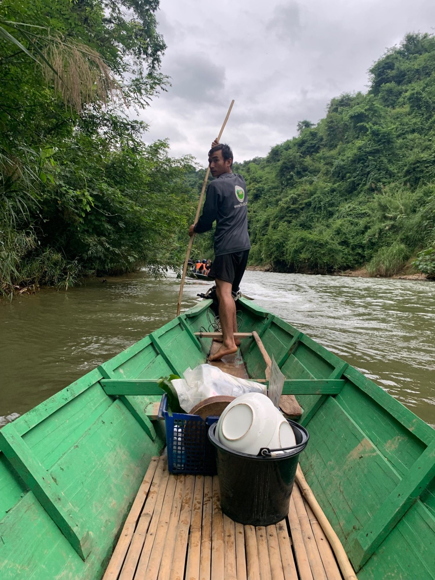 Sergi Vega. Caminado por el confín sur de Chile y las selvas de Laos.